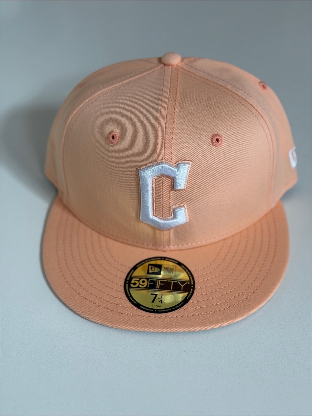 New Era 59FIFTY Peach Cleveland Guardians 7 1/4